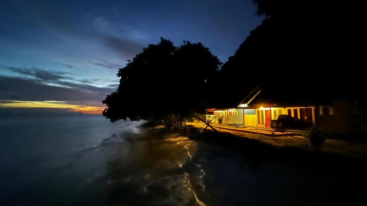 Amoryg Resort Raja Ampat Pulau Mansuar Exterior foto