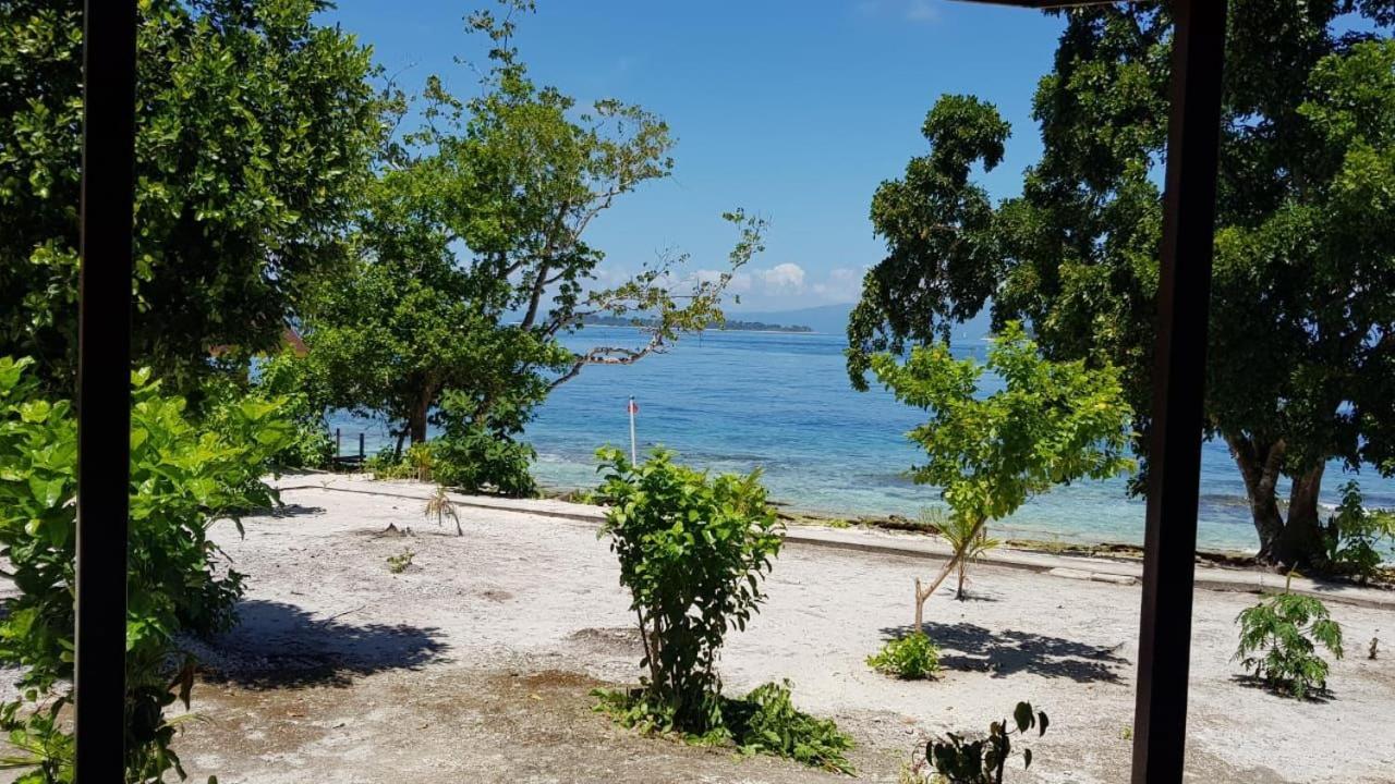 Amoryg Resort Raja Ampat Pulau Mansuar Exterior foto