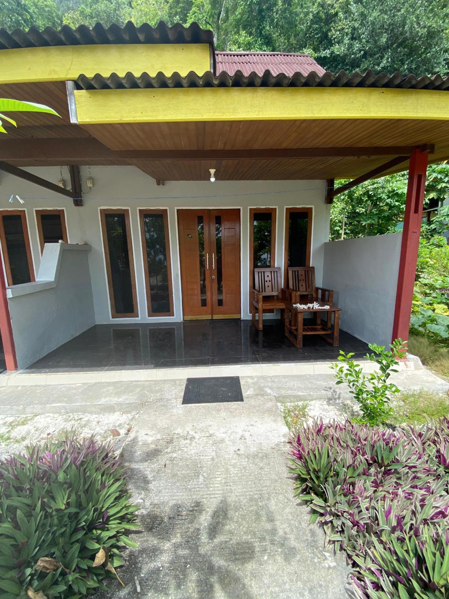Amoryg Resort Raja Ampat Pulau Mansuar Exterior foto
