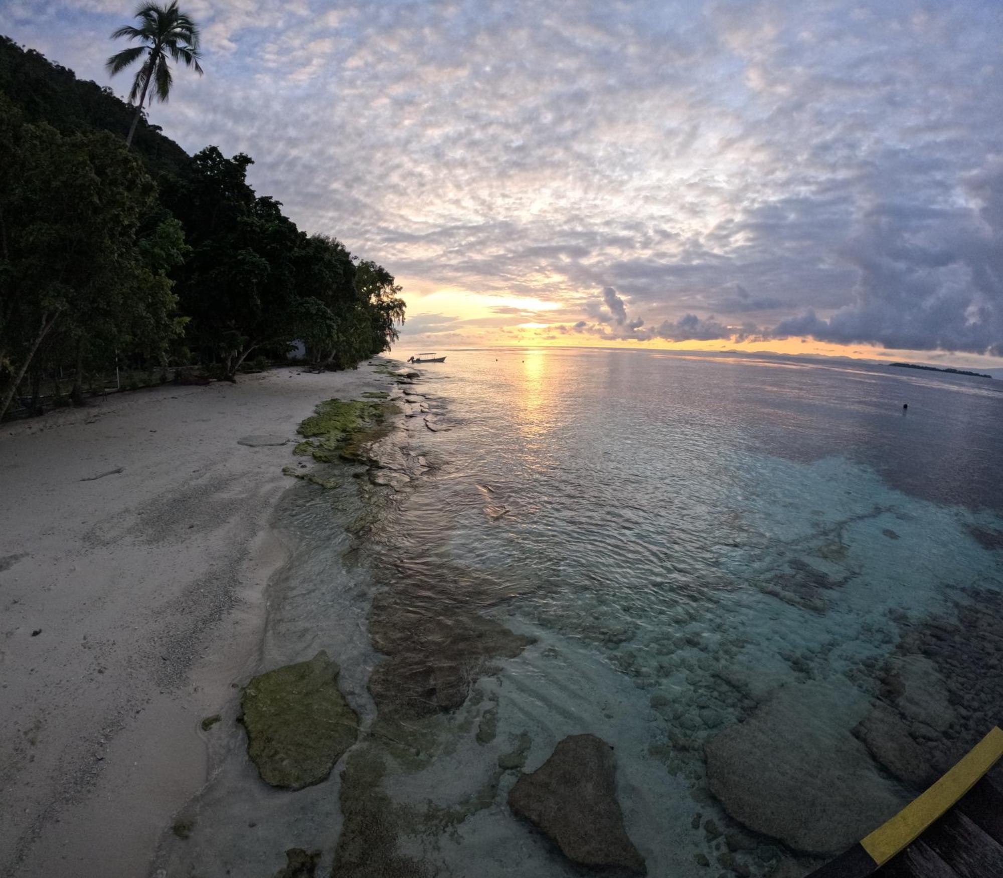 Amoryg Resort Raja Ampat Pulau Mansuar Exterior foto